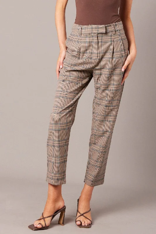 Plus Size Women Wear Blue Check Tapered Pants High Rise