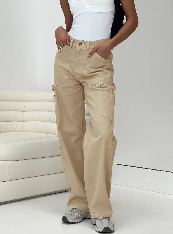 Classic Women's Clothing Styles Hellier Cargo Pant Beige