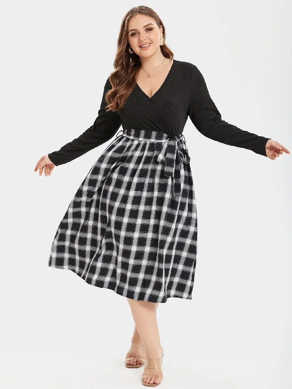 Sale On Sale Plaid Print V-Neck Belted Midi Dress