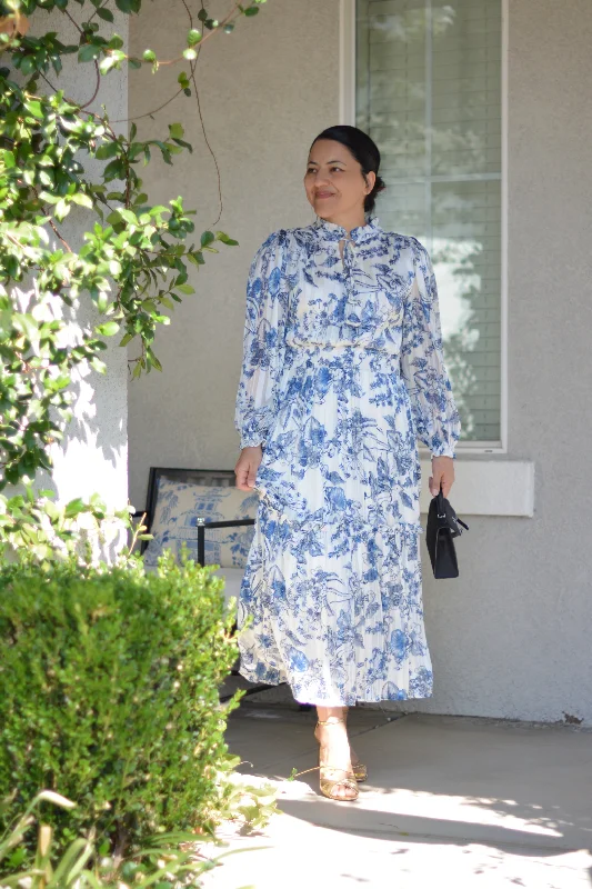 Chic Outfits Taryn Blue Toile Maxi Dress