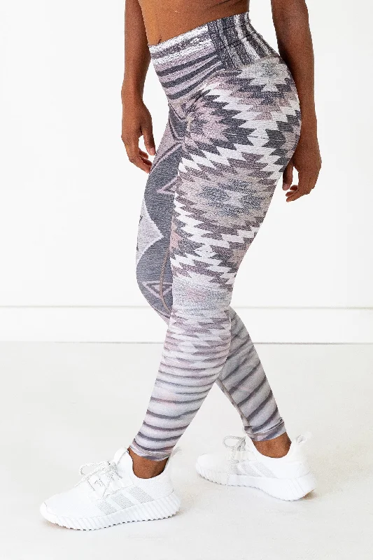 Stylish Savings Traveler  Legging | Amethyst